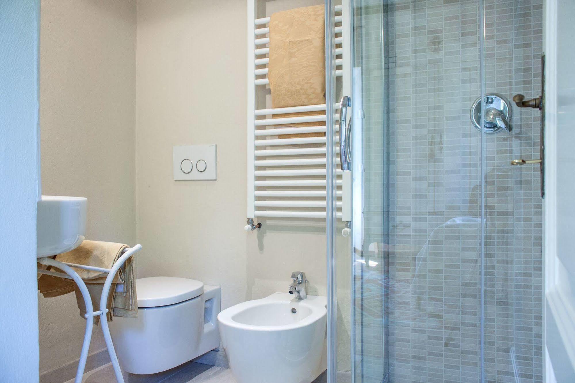 Casa La Viola Blu Bed & Breakfast Cernobbio Luaran gambar